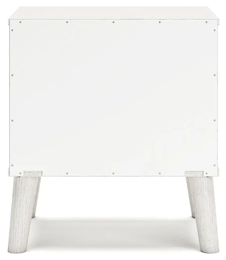 Aprilyn Twin Panel Headboard with Dresser and 2 Nightstands