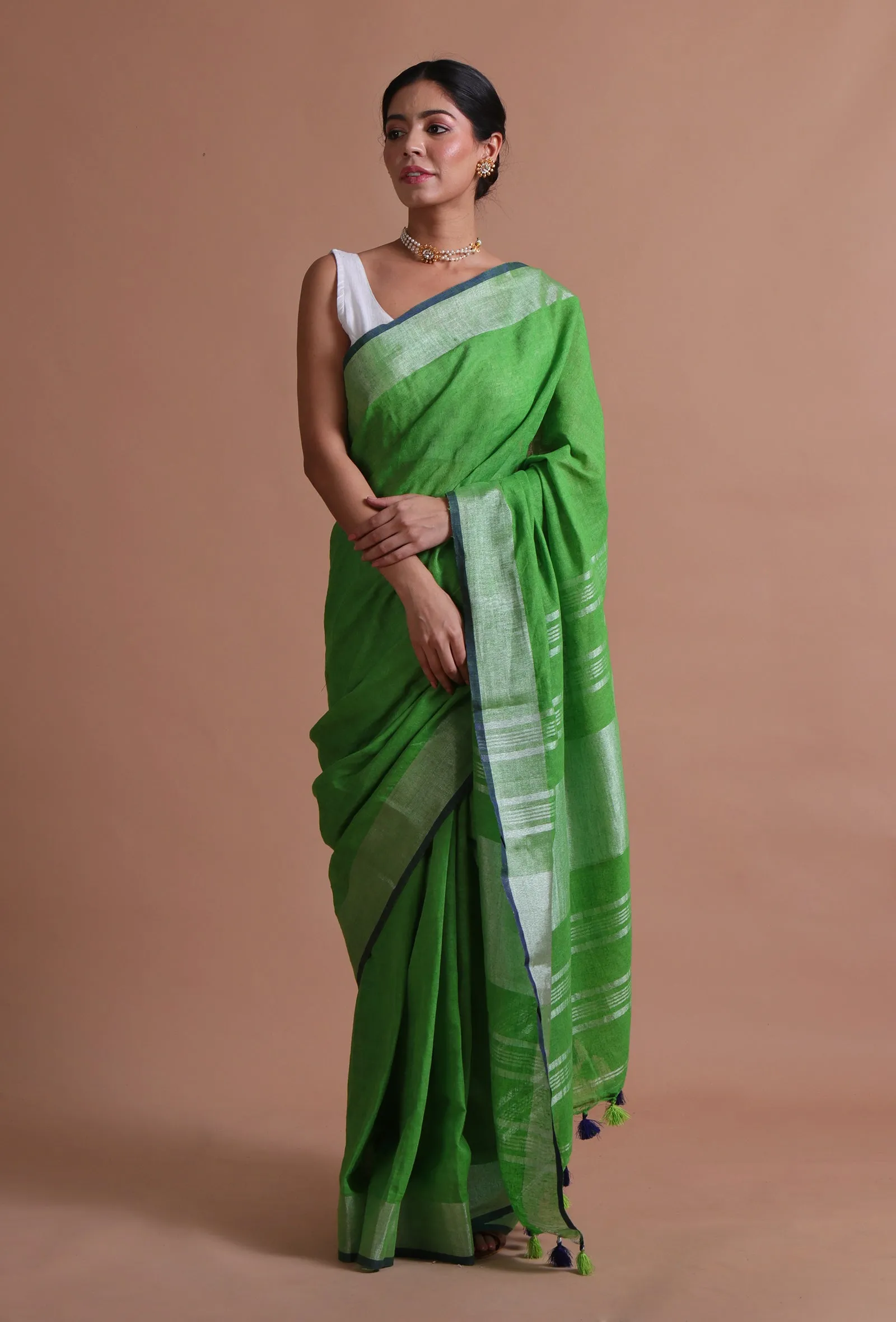 Green Color Cotton Linen Saree With Unstitched Blouse