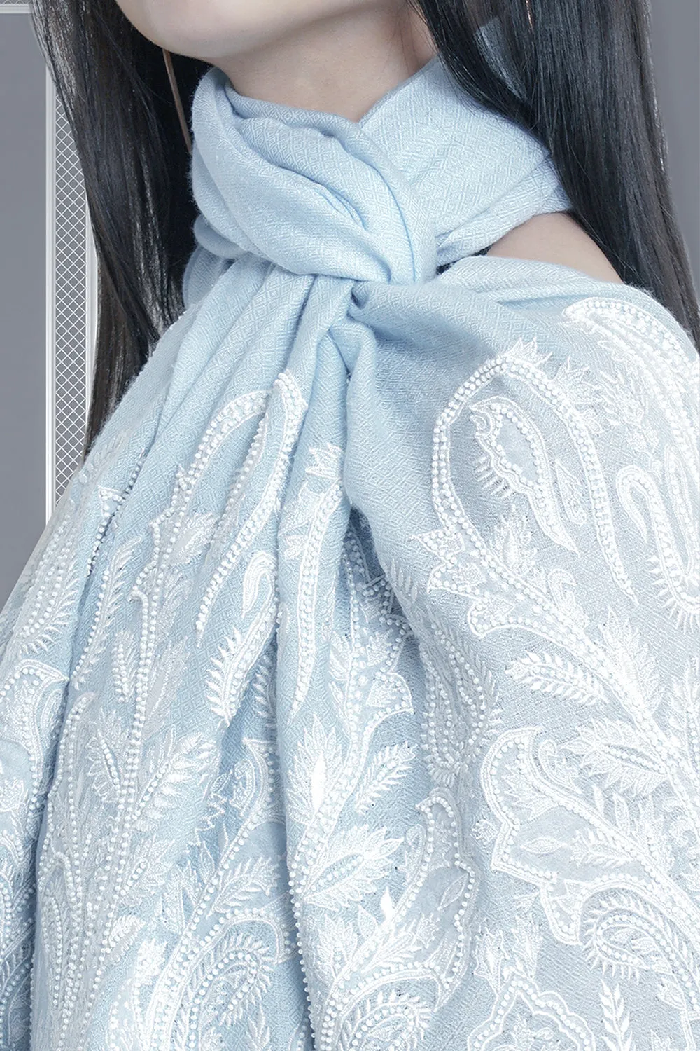 Paisley Crest | Embroidered Wool Silk Stole