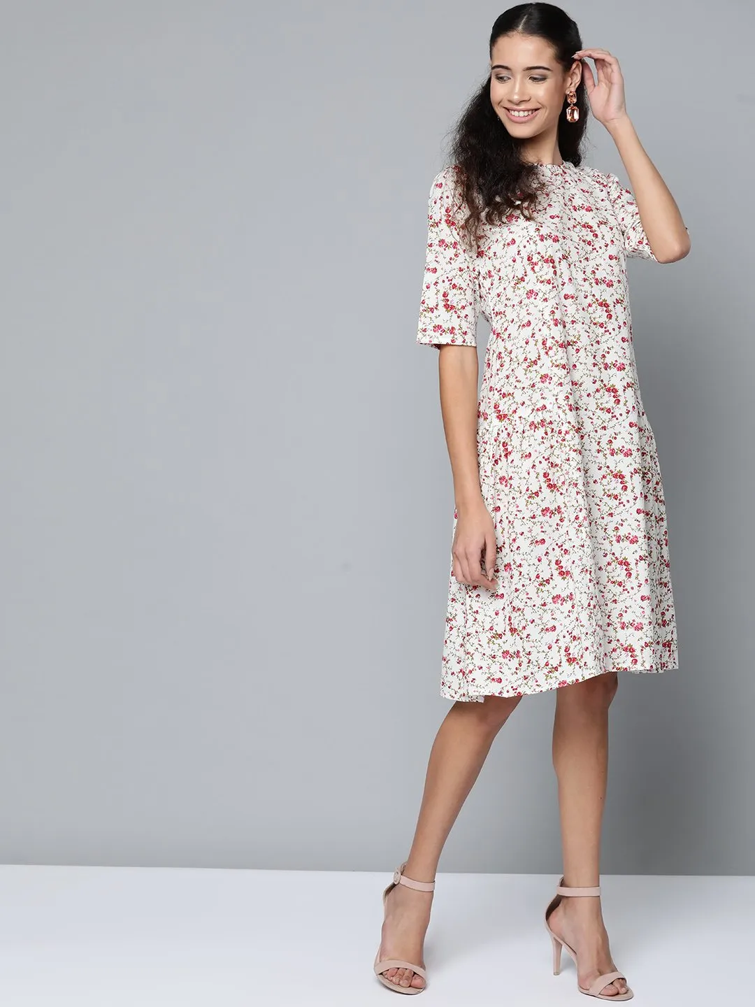 Women White & Magenta Floral Printed A-Line Dress